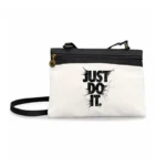 کیف زنانه دوشی طرح شعار Just Do It (نایکی) با افکت پاشش رنگ