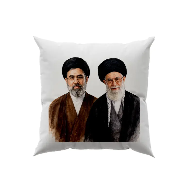 13657-3 کوسن طرح نقاشی شهید سید علی خامنه ای و سید مجتبی خامنه ای - تصویر 1