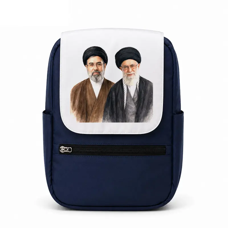 13657-6 کیف کوله پشتی طرح نقاشی شهید سید علی خامنه ای و سید مجتبی خامنه ای - تصویر 1