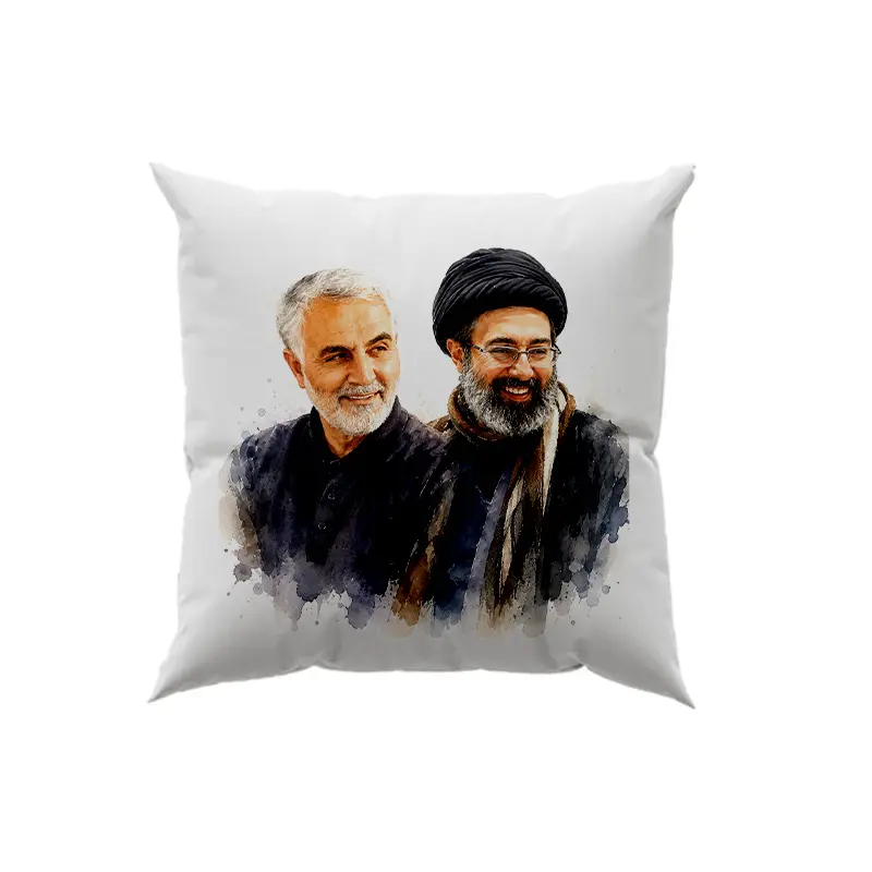 13659-3 کوسن طرح نقاشی سید مجتبی خامنه ای و شهید حاج قاسم سلیمانی - تصویر 1
